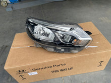 Laden Sie das Bild in den Galerie-Viewer, Frontscheinwerfer Toyota Proace 9808581180-00 Rechts Scheinwerfer Headlight SCH7277494947og