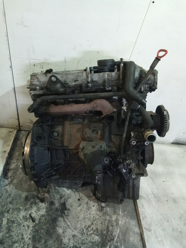 Motor Mercedes-Benz Vito W639 2.2 CDI 209TKm Diesel Engine Unkomplett