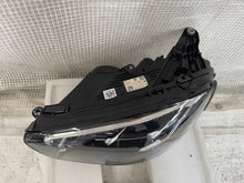 Laden Sie das Bild in den Galerie-Viewer, Frontscheinwerfer Mercedes-Benz W213 A2139067509 Full LED Links Headlight SCH9135721692id