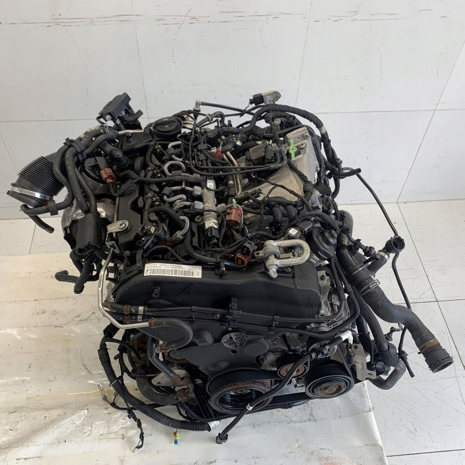 Motor Audi B9 DEUA 2.0 TDI 150PS 110kW 170TKm 2015 Diesel Engine Komplett