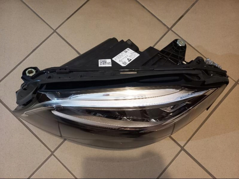 Frontscheinwerfer Mercedes-Benz W205 A205 A2059065906 LED Links Headlight SCH2997918161sw