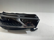 Laden Sie das Bild in den Galerie-Viewer, Frontscheinwerfer Skoda Octavia IV 5E494101812 LED Rechts Scheinwerfer Headlight SCH5728730241ku