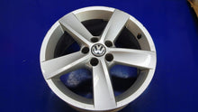 Load image into Gallery viewer, 1x Alufelge 16 Zoll 7.0&quot; 5x100 6R0601025AF VW Polo Rim Wheel