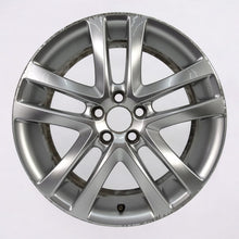 Laden Sie das Bild in den Galerie-Viewer, 1x Alufelge 18 Zoll 7.5&quot; 5x108 52,5ET Glanz Silber 31381456 Volvo S60 V60 V40