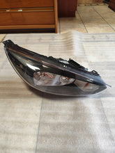 Laden Sie das Bild in den Galerie-Viewer, Frontscheinwerfer Ford F1EB-13W029-PC Rechts Scheinwerfer Headlight SCH6640601675pj