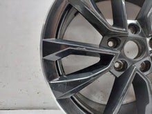 Laden Sie das Bild in den Galerie-Viewer, 1x Alufelge 18 Zoll 7.0&quot; 5x112 45ET 57A601025AD Skoda Karoq Rim Wheel