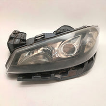 Laden Sie das Bild in den Galerie-Viewer, Frontscheinwerfer Renault Laguna II 8200555905 89900765 Xenon Links Headlight