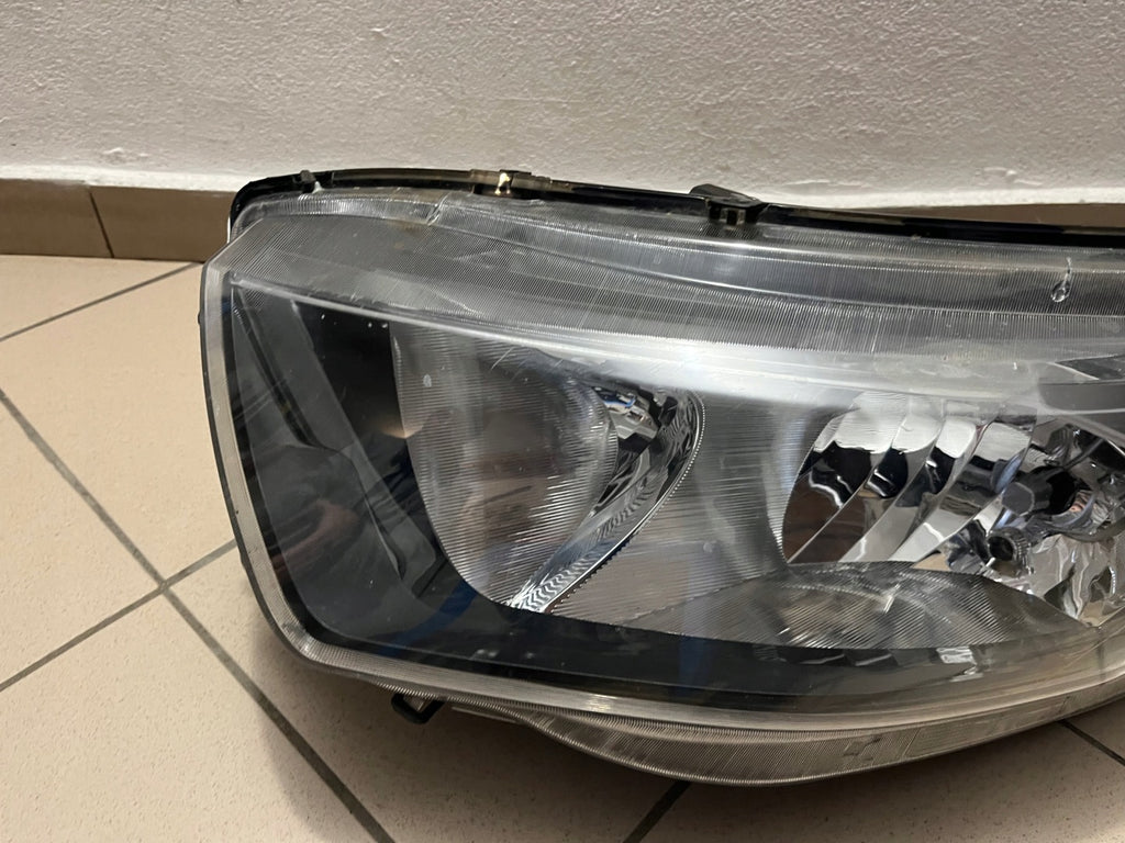 Frontscheinwerfer Iveco Daily IV 5801473750 Links Scheinwerfer Headlight SCH2402257834ft