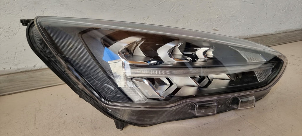 Frontscheinwerfer Ford Focus MX7B-13E014-ED LED Rechts Scheinwerfer Headlight SCH5750519720sz