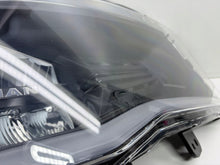 Laden Sie das Bild in den Galerie-Viewer, Frontscheinwerfer Man 81251016819 Rechts Scheinwerfer Headlight SCH7746533885nv