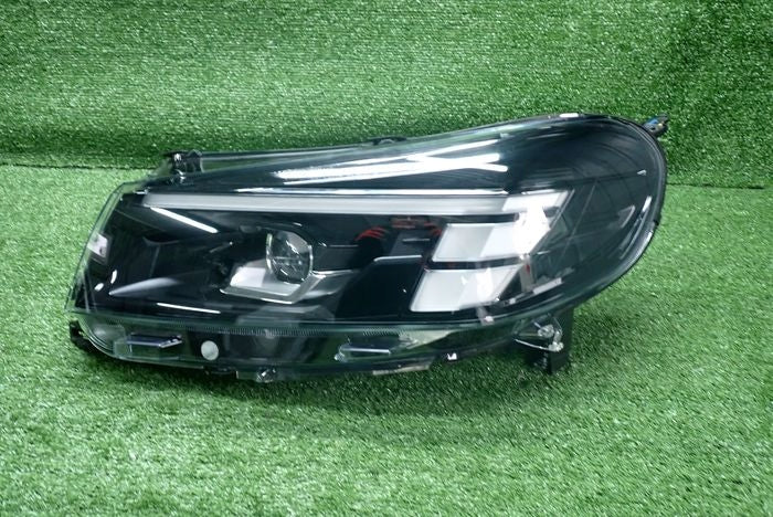 Frontscheinwerfer Opel Zafira Vivaro C 9847209980 Links Scheinwerfer Headlight SCH6260285704kg