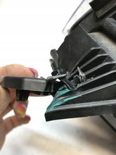 Laden Sie das Bild in den Galerie-Viewer, Frontscheinwerfer Citroën Jumpy 9808233980 Xenon Rechts Scheinwerfer Headlight