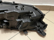 Laden Sie das Bild in den Galerie-Viewer, Frontscheinwerfer Toyota 4 Yaris Full LED Rechts Scheinwerfer Headlight SCH2442233439ct