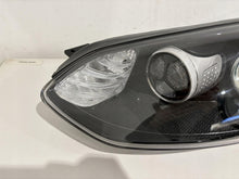 Laden Sie das Bild in den Galerie-Viewer, Frontscheinwerfer Kia Sportage IV Ein Stück (Rechts oder Links) Headlight SCH8784122466pp