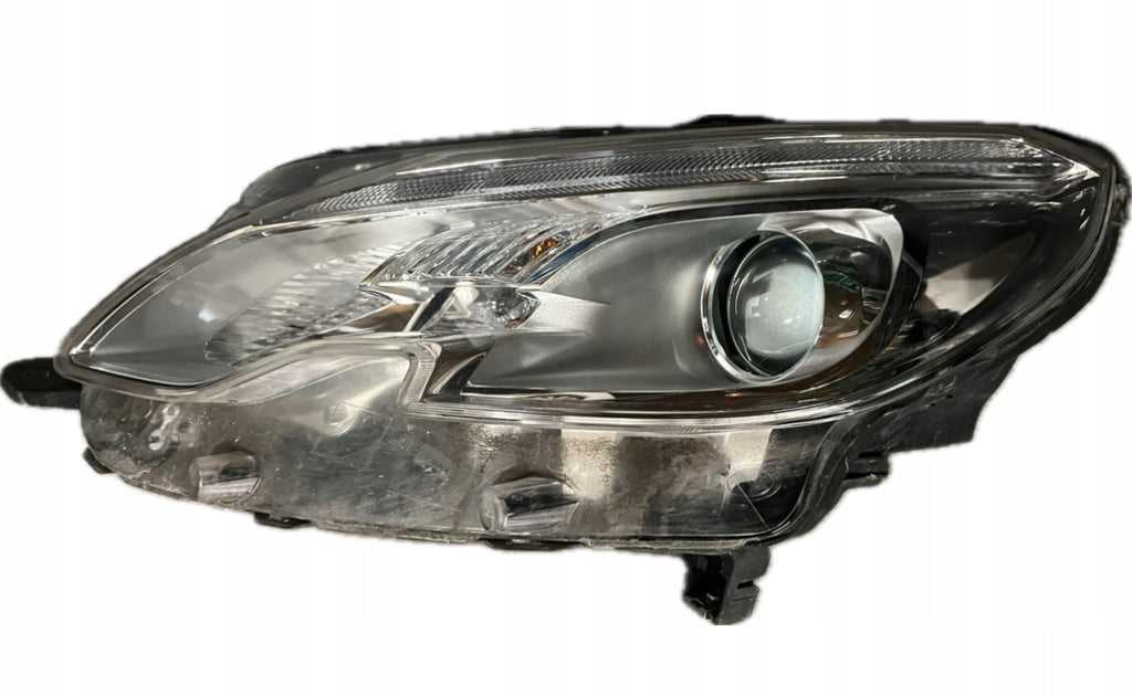 Frontscheinwerfer Peugeot 2008 90106472 Links Scheinwerfer Headlight SCH1819981441yn