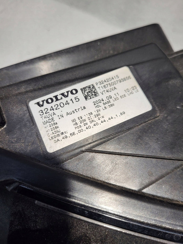 Frontscheinwerfer Volvo Xc40 32420415 LED Links Scheinwerfer Headlight SCH4611702720gt