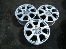 Load image into Gallery viewer, 1x Alufelge 17 Zoll 8.0&quot; 5x112 39ET Glanz Silber 8T0601025B Audi A5 A4 Rim Wheel