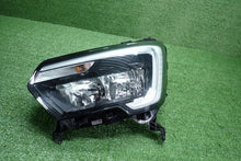 Laden Sie das Bild in den Galerie-Viewer, Frontscheinwerfer Renault Master I 260607867R Links Scheinwerfer Headlight SCH8929229363zp