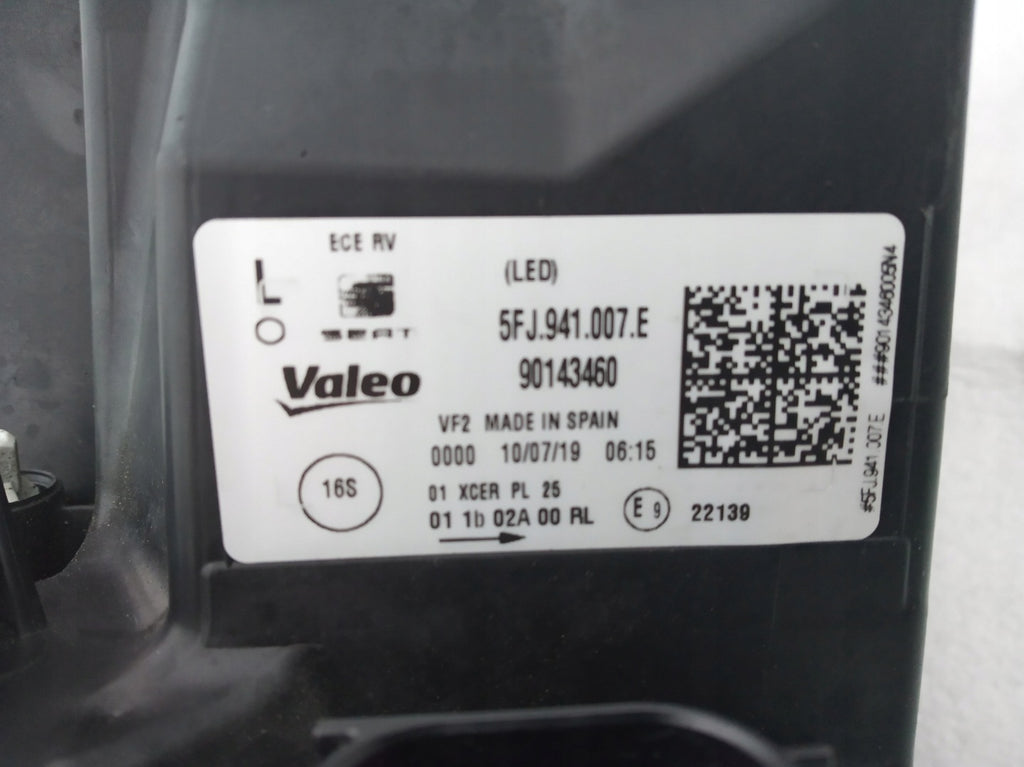 Frontscheinwerfer Seat Tarraco 5FJ941007E Full LED Ein Stück (Rechts oder Links)