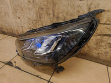 Laden Sie das Bild in den Galerie-Viewer, Frontscheinwerfer Peugeot 2008 II 208 9833036380 Full LED Links Headlight
