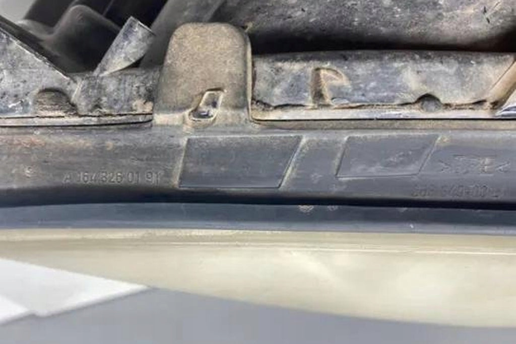 Frontscheinwerfer Mercedes-Benz W164 A1648260191 Ein Stück (Rechts oder Links)