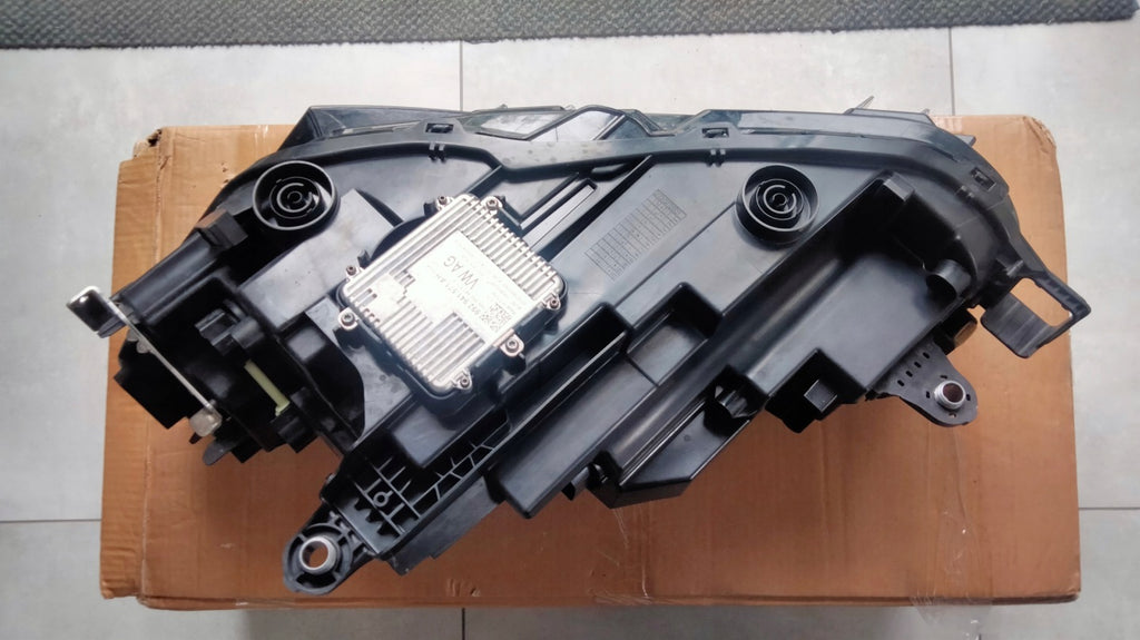 Frontscheinwerfer Skoda Superb Rechts Scheinwerfer Headlight SCH9301143309dx