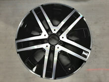 Load image into Gallery viewer, 1x Alufelge 18 Zoll 7.5" 5x112 53ET A2474012700 Mercedes-Benz Glb X247 Rim Wheel FEL3459382712av