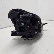 Laden Sie das Bild in den Galerie-Viewer, Frontscheinwerfer Maserati I 06702930730 Links Scheinwerfer Headlight SCH4560713795si