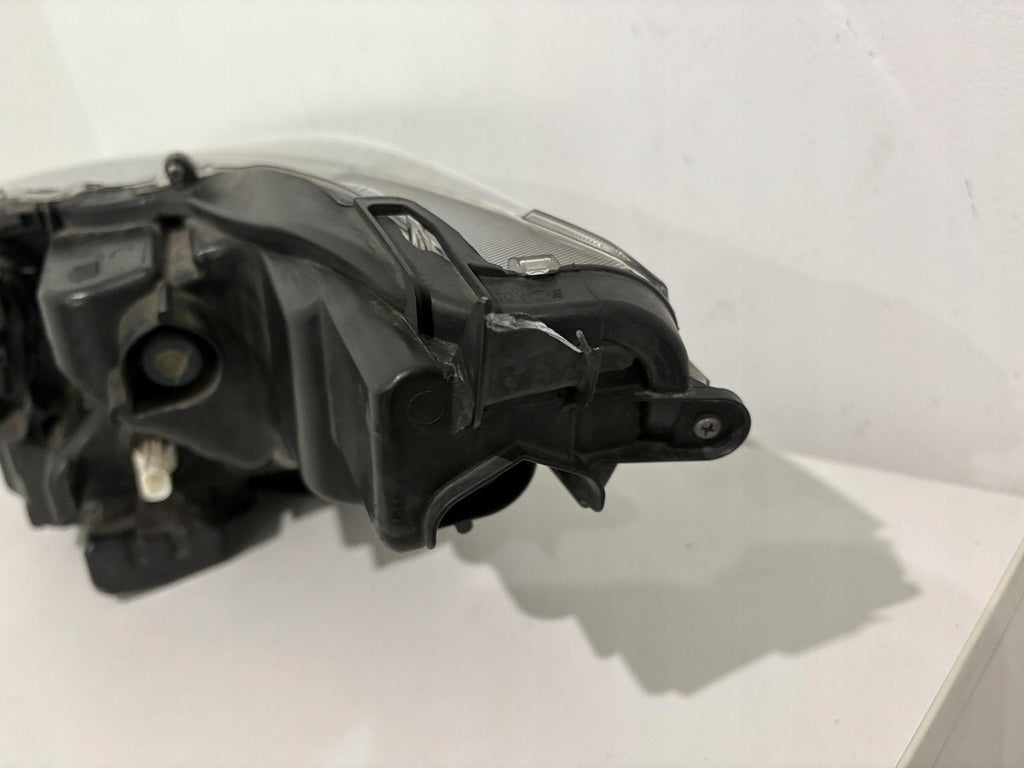 Frontscheinwerfer Toyota Yaris LED Rechts Scheinwerfer Headlight