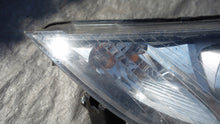 Laden Sie das Bild in den Galerie-Viewer, Frontscheinwerfer Honda Civic IX 33100-TV0-G113-M1 Bi-Xenon Rechts Headlight