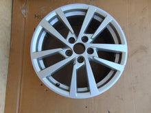 Load image into Gallery viewer, 1x Alufelge 17 Zoll 7.5&quot; 5x112 51ET Glanz Silber 8V0601025CS Audi A3 Rim Wheel