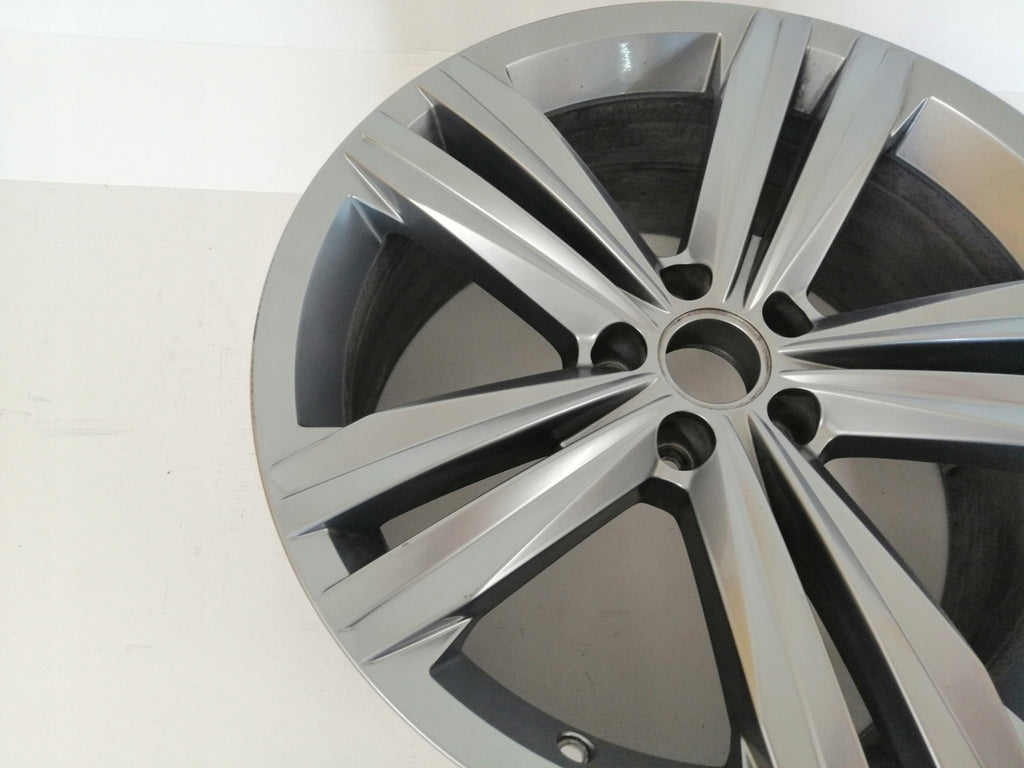 1x Alufelge 19 Zoll 8.5" 5x112 28ET Glanz Graphit 760601025P VW Touareg Cr7 FEL2096391483xf