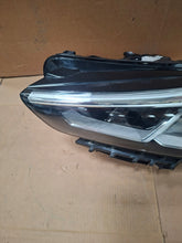 Laden Sie das Bild in den Galerie-Viewer, Frontscheinwerfer BMW X1 5A9A221 Full LED Links Scheinwerfer Headlight SCH8795833328me