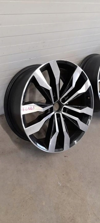 1x Alufelge 20 Zoll 8.5" 5x112 5NA601025G VW Rim Wheel FEL8059907345mj