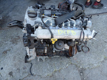 Laden Sie das Bild in den Galerie-Viewer, Motor Hyundai Kia D4FB 1.6 CRDI Benzin Engine Komplett
