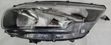 Laden Sie das Bild in den Galerie-Viewer, Frontscheinwerfer Iveco Daily IV 05802476874 Links Scheinwerfer Headlight SCH4290979997et