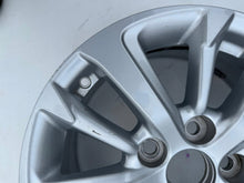 Laden Sie das Bild in den Galerie-Viewer, 1x Alufelge 16 Zoll 6.5&quot; 5x114.3 45ET Toyota Rim Wheel