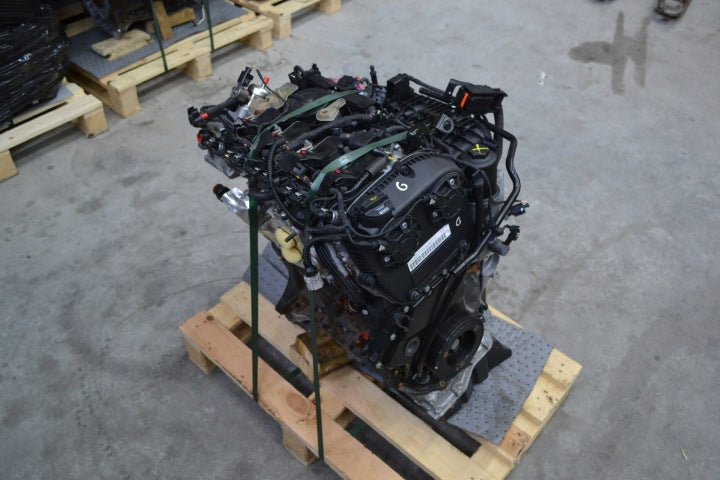 Motor Audi A5 A4 CYR 2.0 TFSI 35TKm Benzin Engine Komplett MOT6353000868bd