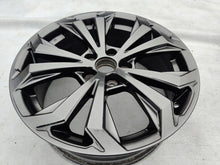 Load image into Gallery viewer, 1x Alufelge 18 Zoll 7.0" 5x114.3 35ET Glanz Graphit 4261A-0R160 Toyota Rav V 4 FEL6137677764bh