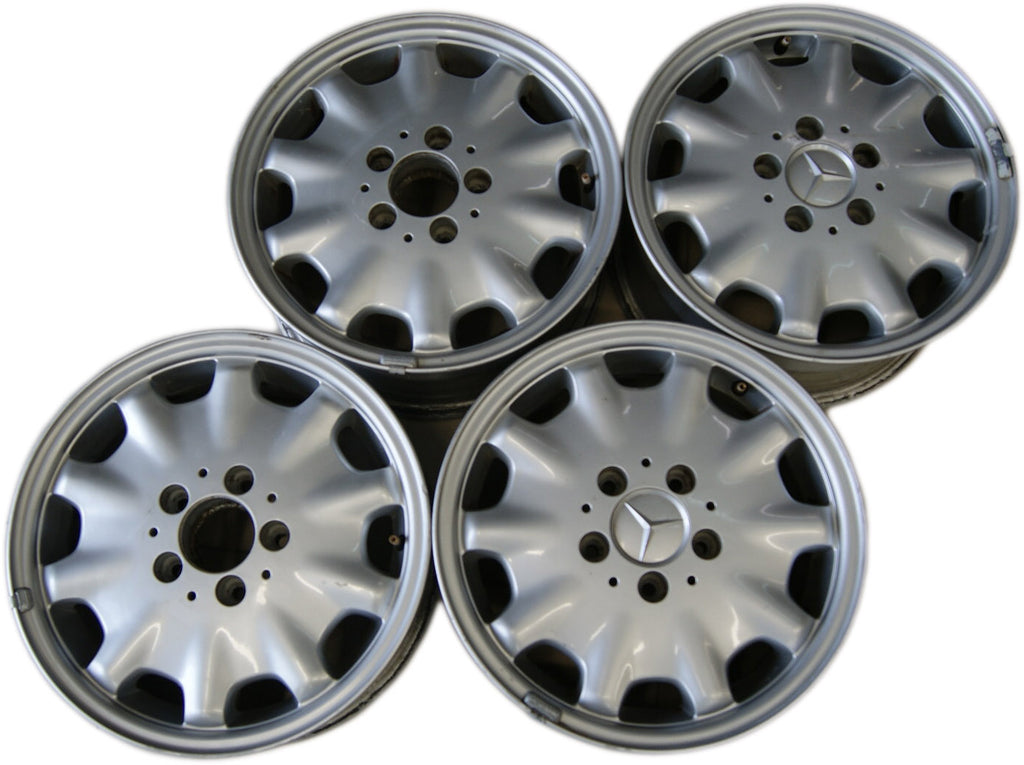 4x Alufelge 15 Zoll 7.0" 5x112 37ET Glanz Silber 2104010102 Mercedes-Benz W210