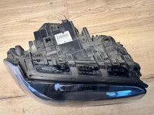 Laden Sie das Bild in den Galerie-Viewer, Frontscheinwerfer BMW E83 1305235830 Rechts Scheinwerfer Headlight SCH6378823567fv