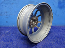 Laden Sie das Bild in den Galerie-Viewer, 1x Alufelge 16 Zoll 6.5" 5x114.3 40ET Glanz Silber KE409-3Z110 Nissan Rim Wheel FEL6920604025uh