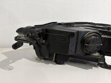 Laden Sie das Bild in den Galerie-Viewer, Frontscheinwerfer VW T-Roc 2GA941036D Rechts Scheinwerfer Headlight SCH7110444808qt