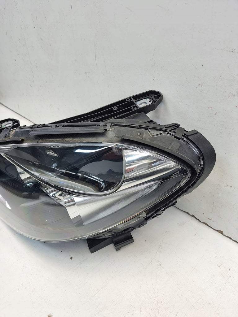 Frontscheinwerfer Mercedes-Benz W246 A2468200161 LED Links Headlight