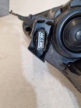 Laden Sie das Bild in den Galerie-Viewer, Frontscheinwerfer Ford Ecosport GN1513W30JE Links Scheinwerfer Headlight SCH7107261805mx