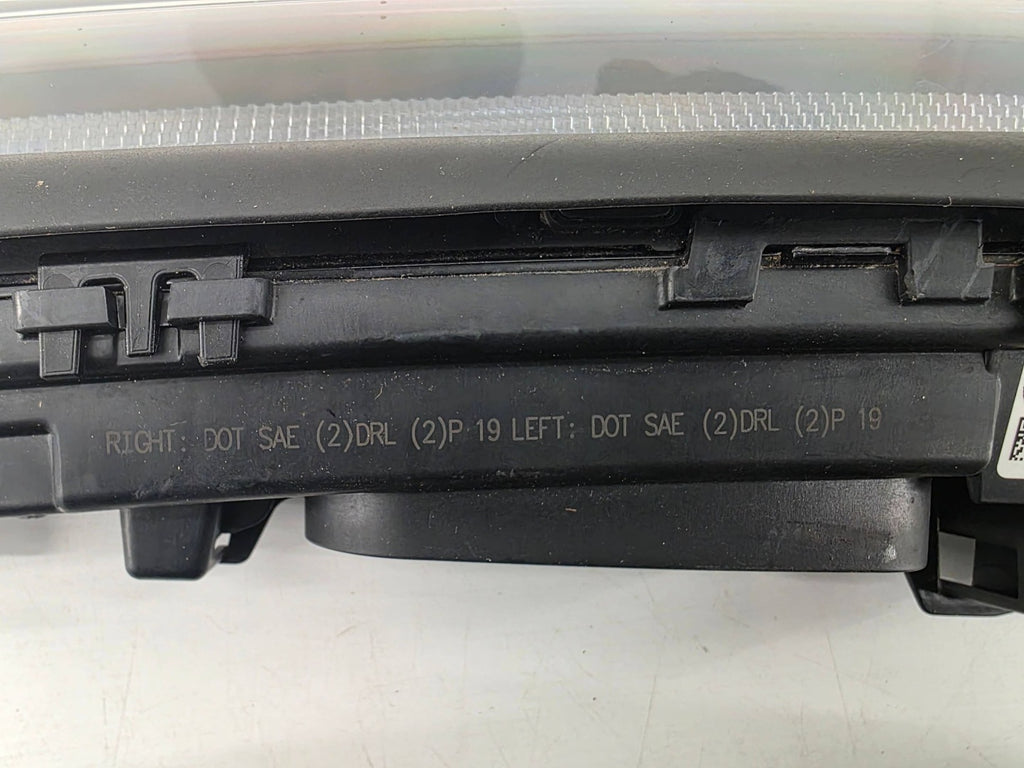 Frontscheinwerfer Mercedes-Benz Eqc A2939069600 12518205Z001Q002 Vorderseite SCH4505522389ju