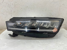 Laden Sie das Bild in den Galerie-Viewer, Frontscheinwerfer Skoda Octavia IV 5E4941015 LED Links Scheinwerfer Headlight SCH6773773312pi