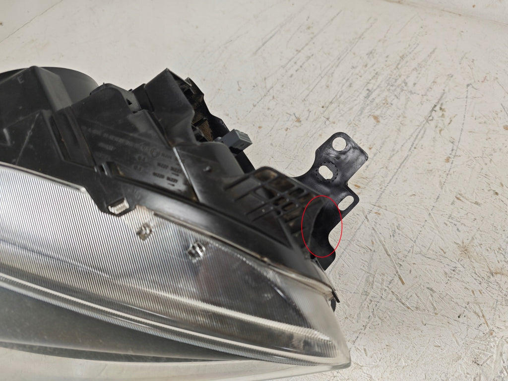 Frontscheinwerfer Ford Kuga I GV41-13D154-EE Xenon Rechts Scheinwerfer Headlight SCH9638271645dn