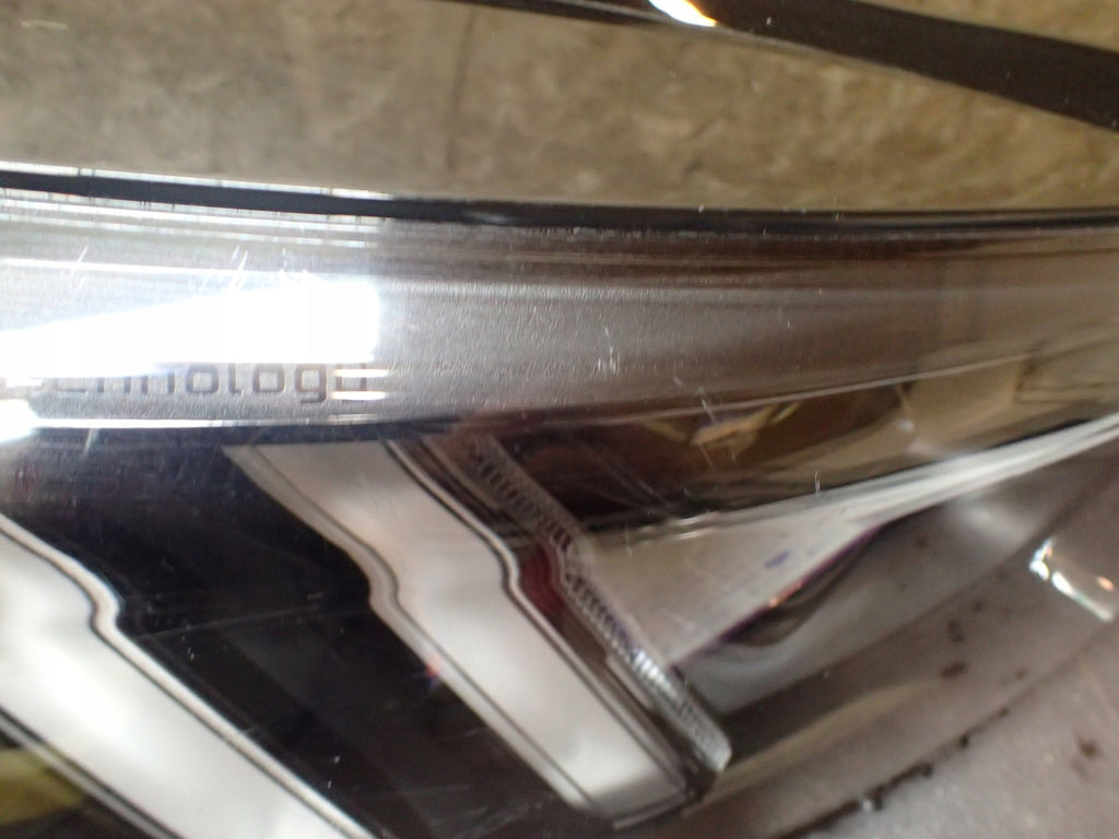 Frontscheinwerfer Peugeot 2008 II 9823193480 Ein Stück (Rechts oder Links)