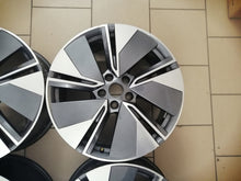 Laden Sie das Bild in den Galerie-Viewer, 4x Alufelge 19 Zoll 8.0" 5x112 45ET Glanz Silber 5LA601025A Audi Enyaq Arteon FEL9586887089mu